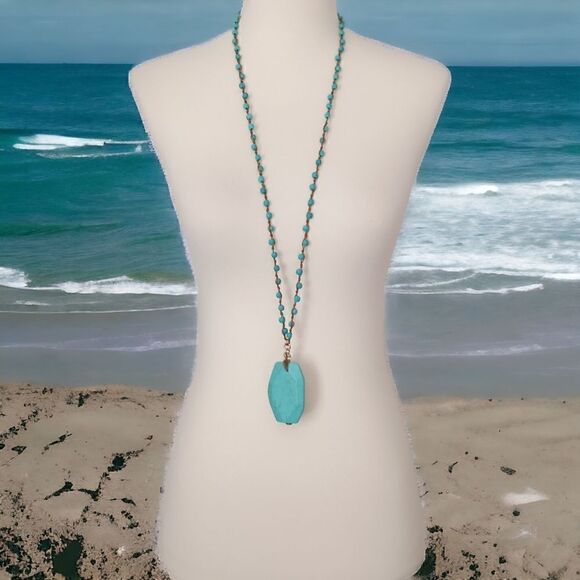 Sequin Brand Faux Turquoise Pendant Necklace Beaded Bohemian Witchy Hippie Boho - Picture 1 of 15